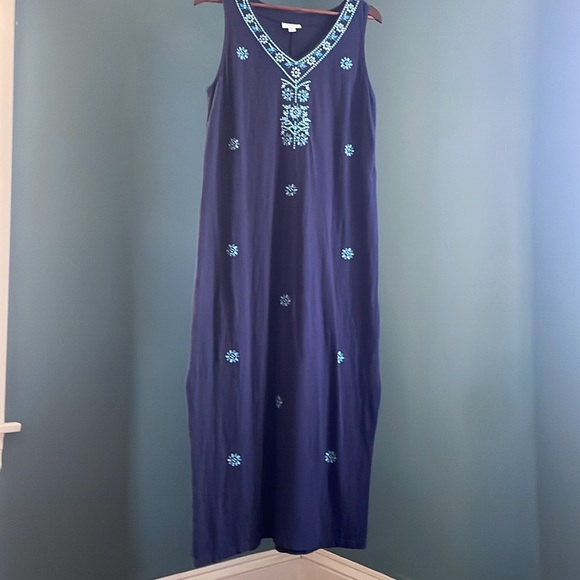 J. Jill Dresses & Skirts - J. Jill Navy Blue Embroidered Sleeveless Maxi Dress – Size M
